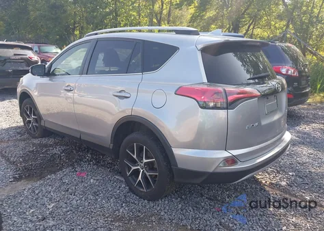 2018 Toyota Rav4 Se z USA, uszkodzony, nr VIN JTMJFREV7JJ201692